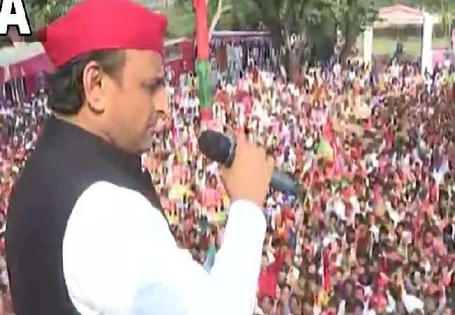 सीएम योगी आदित्यनाथ के गढ़ में आज अखिलेश यादव, गोरखपुर से कुशीनगर रवाना होगा सपा विजय रथ यात्रा