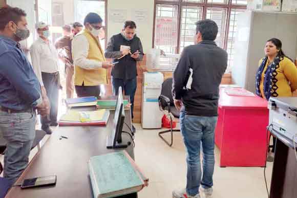 कंट्रोल रुम के जरिये 25 हजार से ज्यादा शिकायतों का निगम ने किया रिकॉर्ड निस्तारण