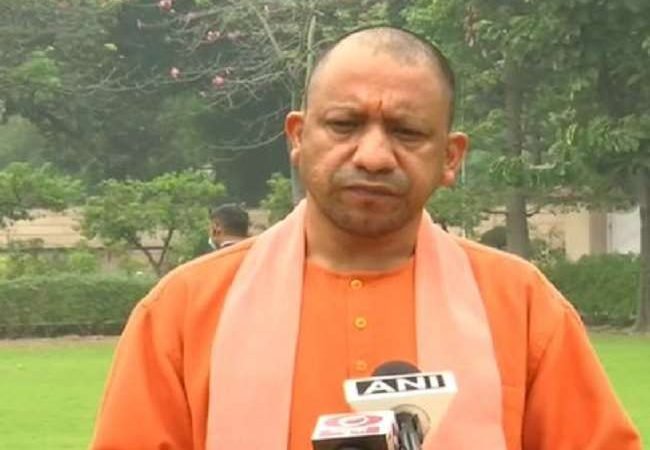 कृषि कानून वापस लेने पर सीएम योगी आदित्यनाथ ने किया पीएम मोदी के कदम का स्वागत