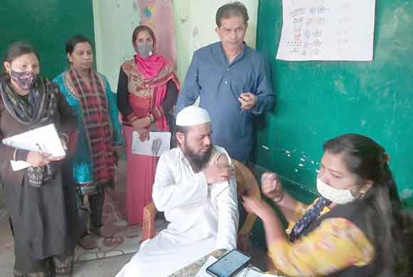 शिविर में सैंकड़ों लोगों ने लगवाया वैक्सीन का टीका