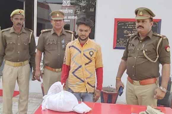 पुलिस ने दबोचा नशा तस्कर, डोडा पोस्त चूर्ण बरामद