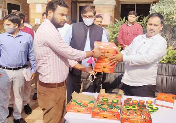 गोबर से पेंट बनाने का संयत्र लगायेगा नगर निगम
