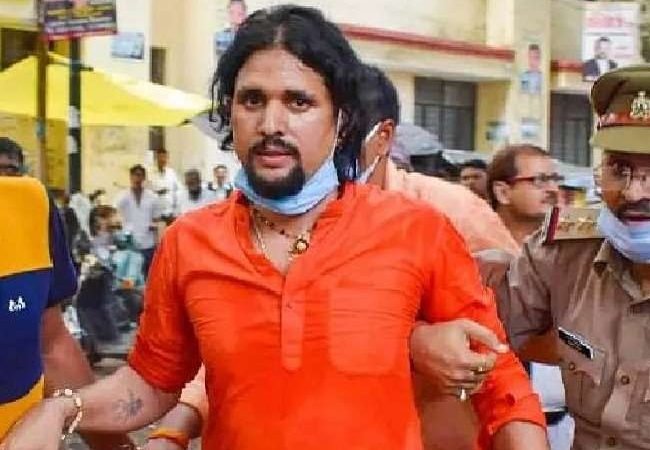 महंत नरेंद्र गिरि मौत मामले में CBI ने आनंद गिरि व अन्य के खिलाफ दाखिल की चार्जशीट, 25 नवंबर को सुनवाई