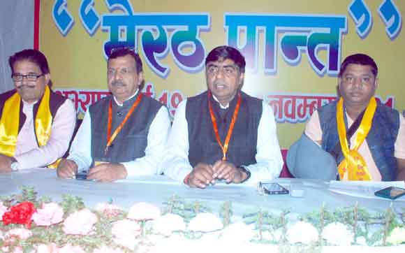 अपने महापुरूषों को याद रखने की जरूरत: कमलेश