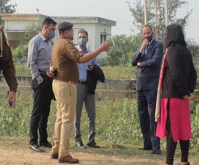 सुप्रीम कोर्ट के निर्देश पर गठित एसआइटी की टीम पहुंची लखीमपुर, घटनास्थल का किया निरीक्षण