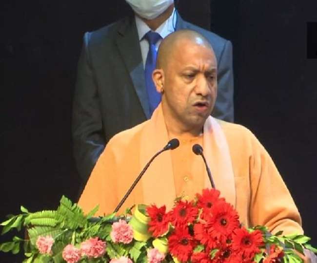 संविधान दिवस पर सीएम योगी आदित्यनाथ बोले- देश में नजीर बनी उत्तर प्रदेश की कानून-व्यवस्था