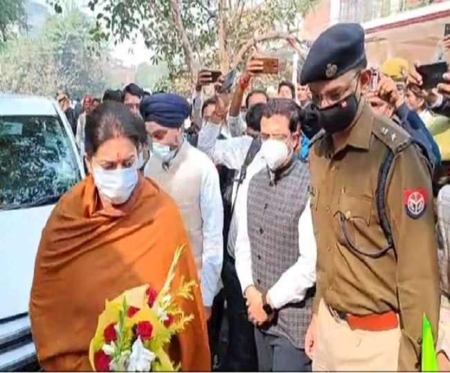 केन्द्रीय मंत्री स्मृति इरानी का रायबरेली दौरा आज, सोनिया गांधी के स्थान पर करेंगी दिशा की बैठक की अध्यक्षता