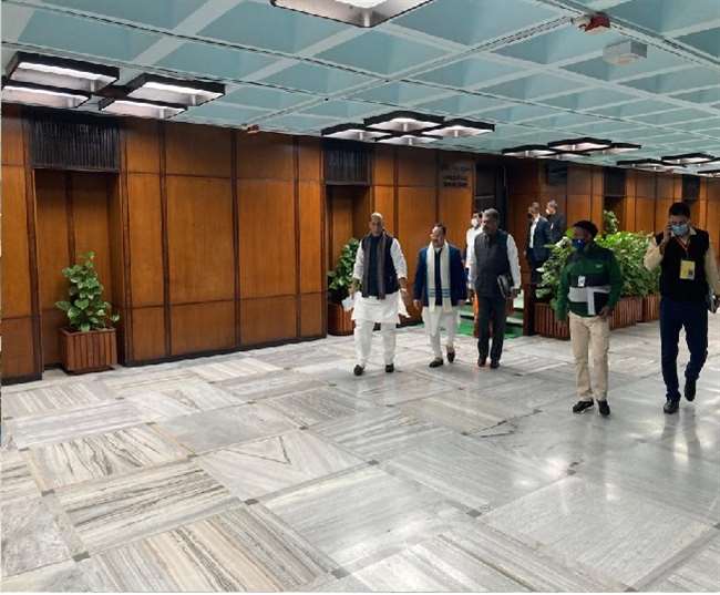 एनडीए की अहम बैठक खत्म, अर्जुन राम मेघवाल बोले- सरकार किसी भी विषय पर बहस के लिए तैयार