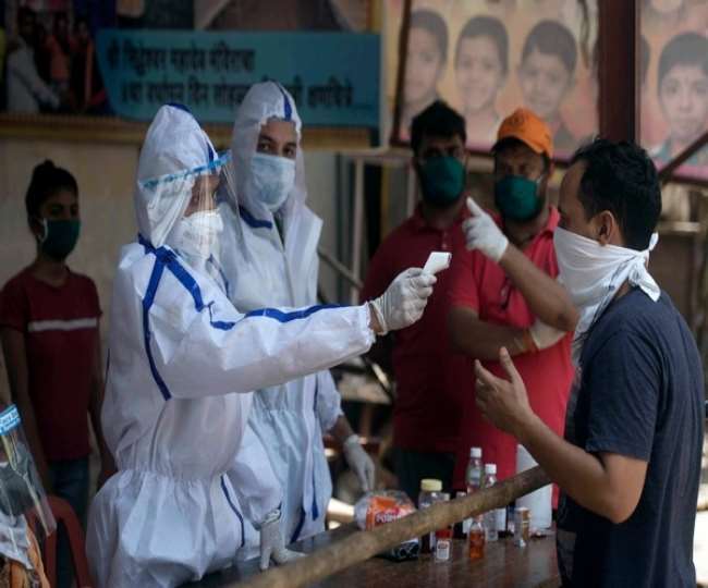ओमिक्रोन वैरिएंट को लेकर नए दिशानिर्देश, 12 देशों के यात्रियों को सात दिन रहना होगा होम क्वारंटाइन