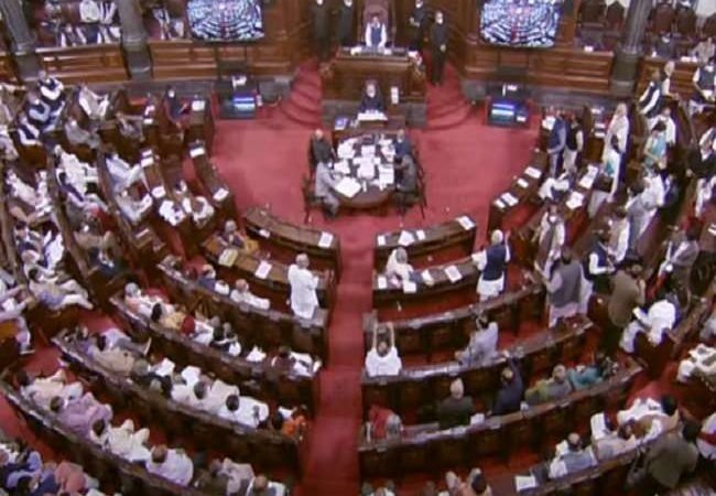 शीतकालीन सत्र 2021: संसदों के निलंबन को लेकर विपक्ष का प्रदर्शन, सभापति बोले- वापस नहीं होगा फैसला