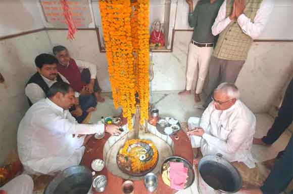 प्रधानमंत्री जी ने केदारनाथ धाम में आदि शंकराचार्य जी की मूर्ति का अनावरण किया