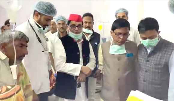 सपा के पूर्व मुख्यमंत्री मुलायम सिंह यादव के जन्मदिन पर अस्पतालो में फ्री कैंप का किया गया आयोजन