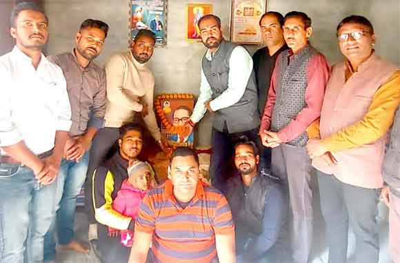भाजपा अनुसूचित मोर्चा ने दी बाबा साहब अम्बेडकर को भावभीनी श्रद्धाजंलि