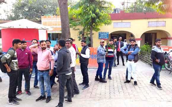 भाजपा नेता ने विद्युत अधिकारी के साथ किया अभद्रव्यवहार व मारपीट