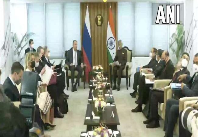Live पुतिन का भारत दौरा: सर्गी लेवरोव से मिले एस. जयशंकर, कहा- भारत-रूस शिखर सम्मेलन से महत्वपूर्ण परिणामों की उम्मीद