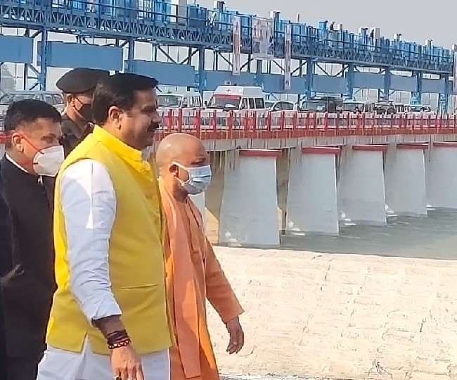 सरयू नहर परियोजना : सीएम योगी आदित्यानाथ बोले- 4 दशक से लटकी परियोजना को 4 साल में किया पूरा