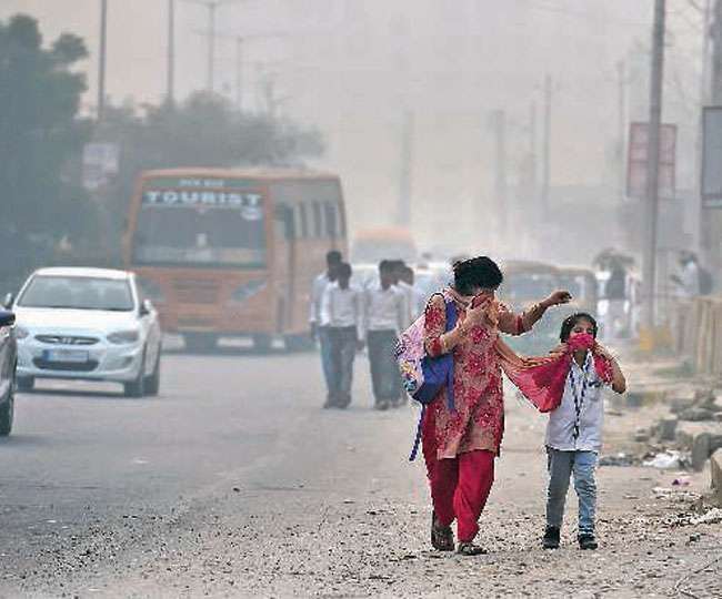 प्रदूषण: सुप्रीम कोर्ट ने वायु गुणवत्ता में ‘मामूली’ सुधार पर ध्यान दिया, प्रतिबंधों में ढील पर लिया जा सकता है निर्णय
