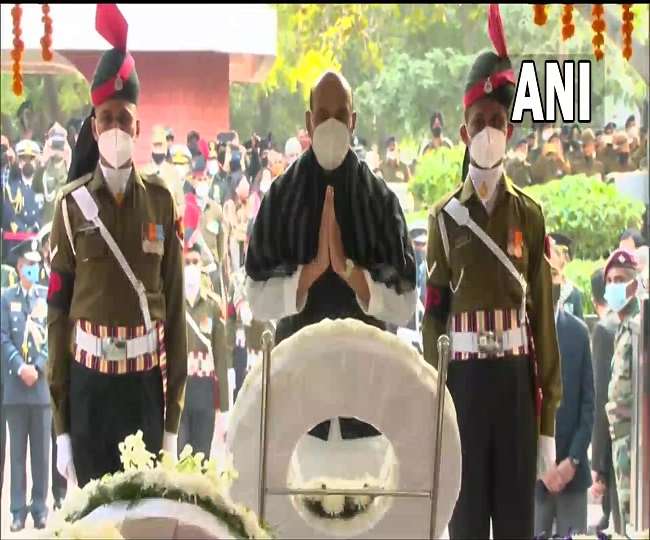 CDS General Bipin Rawat Funeral Updates: जनरल बिपिन रावत को दी जा रही सलामी, रक्षामंत्री राजनाथ सिंह हैं मौजूद