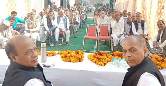 भाजपा ने किया विश्वकर्मा समाज को धोखा देने का काम: रामआसरे