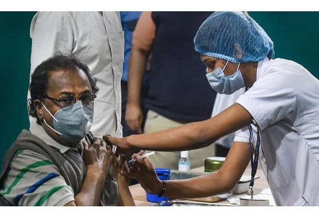 Omicron: महाराष्ट्र में नए मामलों से बढ़ी चिंता, मुंबई में आज और कल के लिए धारा 144 लागू, ये होगी पाबंदी