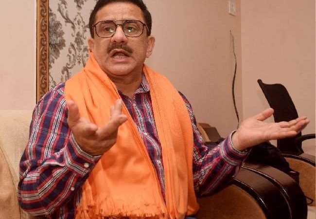 वसीम रिजवी को जूता मारने वाले को 11 लाख का इनाम देने की घोषणा, वीडियो वायरल होने से खलबली