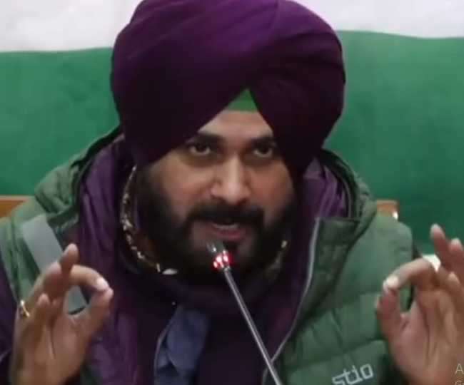 नवजोत सिंह सिद्धू का बड़ा बयान, बोले- प्रियंका व राहुल खानदानी, उनकी सारी बातें मानूंगा, पर पंजाब हित का सर्वोपरि