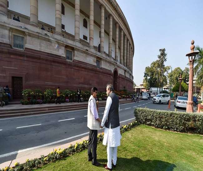 Parliament Winter Session 2021 Live Updates: न्यायाधीशों का वेतन और सेवा संशोधन विधेयक आज राज्यसभा में पेश किया जाएगा