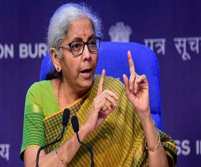 वित्त मंत्री निर्मला सीतारमण को AIIMS से मिली छुट्टी, बुखार की शिकायत के बाद हुई थीं भर्ती