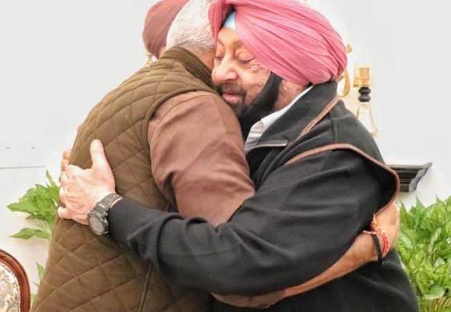 कैप्टन अमरिंदर सिंह ने की भाजपा से गठबंधन की घोषणा, पंजाब भाजपा प्रभारी गजेंद्र शेखावत से सीट बंटवारे पर चर्चा