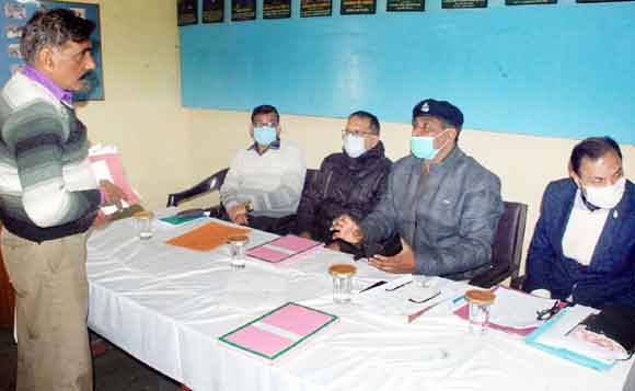 जिला सैनिक कल्याण अधिकारी ने सुनीं पूर्व सैनिकों की समस्याएं