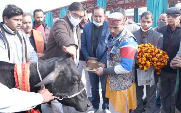 कोरोना से महानगर को बचाने को कान्हा गौशाला में हवन-यज्ञ