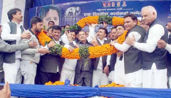 पूर्व विधायक रविंद्र मोल्हू ने की बसपा की सदस्यता ग्रहण