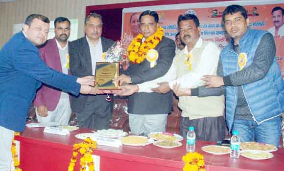 गोष्ठी में विद्यालय प्रबंध समिति के कर्तव्य व अधिकार की जानकारी