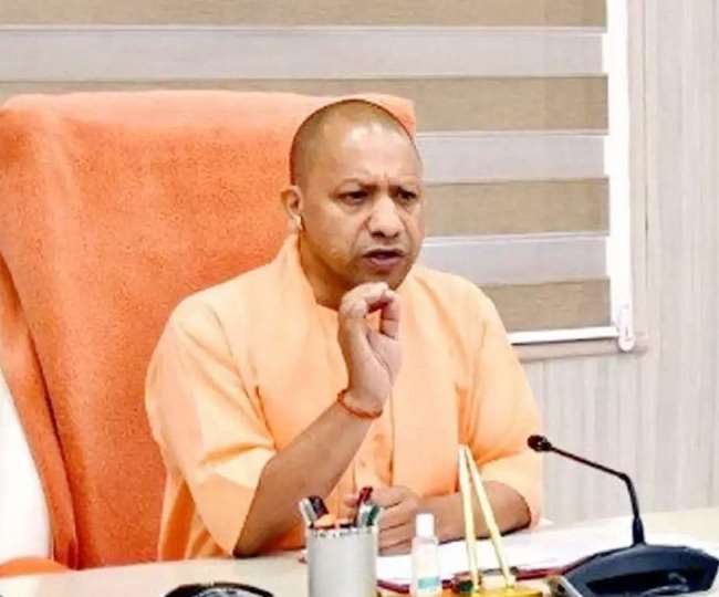 उत्तर प्रदेश में छह महीने के लिए बढ़ा एस्मा, छह महीने तक हड़ताल प्रतिबंध की अधिसूचना जारी