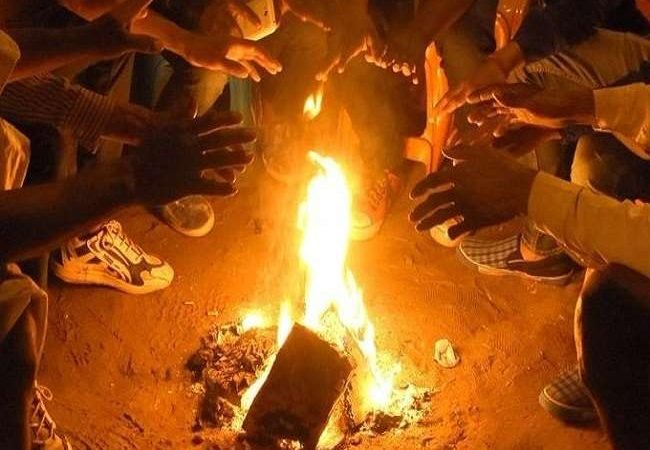पहाड़ों पर हिमपात से शीतलहर की चपेट में उत्तर भारत, पश्चिमी विक्षोभ सक्रिय होने से बदल सकता है दिल्ली का मौसम