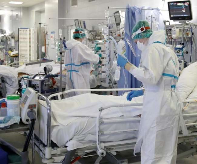 गोवा में भी ओमिक्रोन की दस्तक, यूके से लौटा 8 साल का बच्चा संक्रमित, जानें कहां कितने मामले