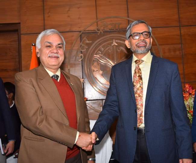 यूपी के नए मुख्य सचिव दुर्गा शंकर मिश्रा ने कार्यभार संभाला, बोले- पीएम मोदी के आशीर्वाद से फिर मिला सेवा का मौका