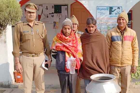 अवैध शराब की कसीदगी करते पुलिस ने दबोचे दो आरोपी