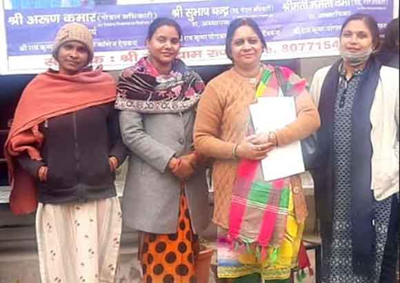 छात्र छात्राओं को मतदान के महत्व के बारें में दी जानकारी दी।