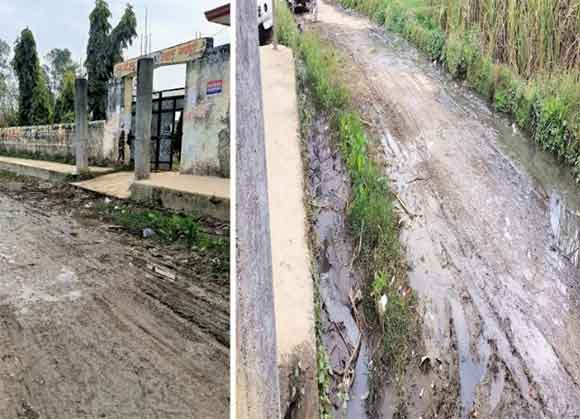 स्कूल के सामने भरे पानी से बीमारी फैलने का खतरा’