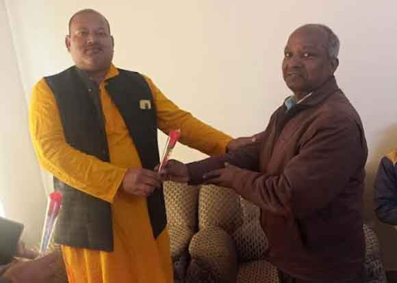 अनुसूचित जाति के गरीब पात्र व्यक्तियों को योजनाओं का शत प्रतिशत लाभ दिलाया जाए – रामहृदय राम
