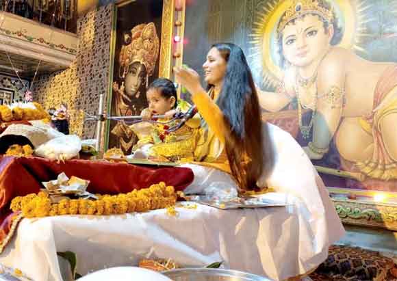 गोविंद तो भक्तो के साथ भक्तो को परेशान करने वालो का भी उद्वार करते है: दीदी