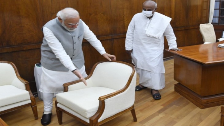 बीजेपी-जद(एस) के बीच समझौते का संकेत है पीएम मोदी-देवेगौड़ा की मुलाकात