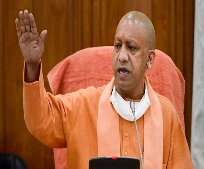 सीएम योगी आदित्यनाथ के चुनाव लड़ने की घोषणा के बाद डिमांड बढ़ी, इस क्षेत्र से लड़ाने की मांग तेज