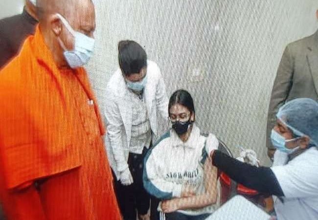 उत्तर प्रदेश में बच्चों का कोविड टीकाकरण प्रारंभ, पहले दिन एक करोड़ 40 लाख बच्चों के वैक्सीनेशन का लक्ष्य