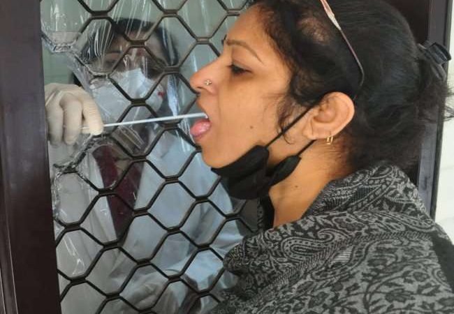 दिल्ली में कोरोना की तेज रफ्तार जारी, बीते 24 घंटे में 4000 से ज्यादा नए मरीज मिले