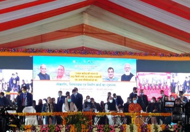 अब ग्रीन कोरिडोर से सिर्फ आधा घंटा का होगा लखनऊ से कानपुर का सफर- नितिन गडकरी