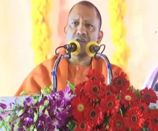 अयोध्या में सीएम योगी आदित्यनाथ बोले- पिछली सरकारें अराजकता का प्रतीक, प्रदेश को दंगे में झोंका