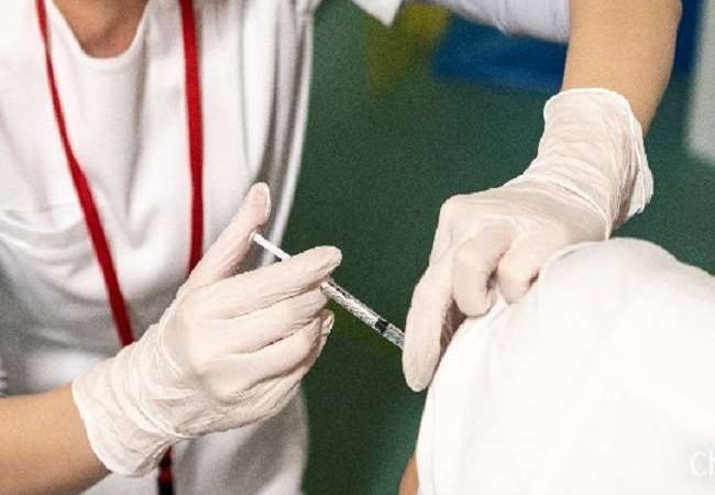 भारत बायोटेक ने हेल्थवर्करों से की अपील- 15-18 साल की उम्र के किशोरों को दी जाए केवल ‘कोवैक्सीन’