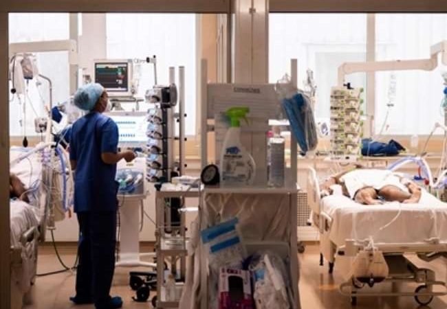 महाराष्‍ट्र में डरा रही कोरोना की रफ्तार, दिल्‍ली में 24,383 नए मामले, देश में दैनिक संक्रमण दर 15 फीसद के करीब